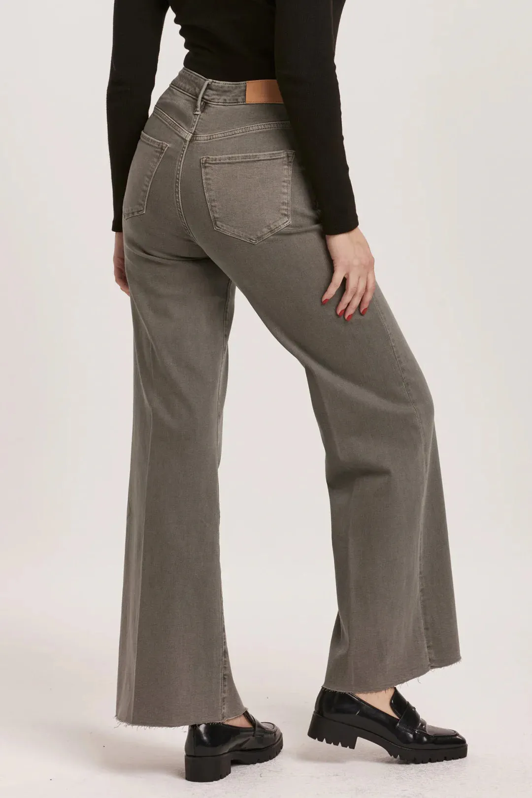 Dear John Fiona High Rise Wide Leg Jean in Graphite