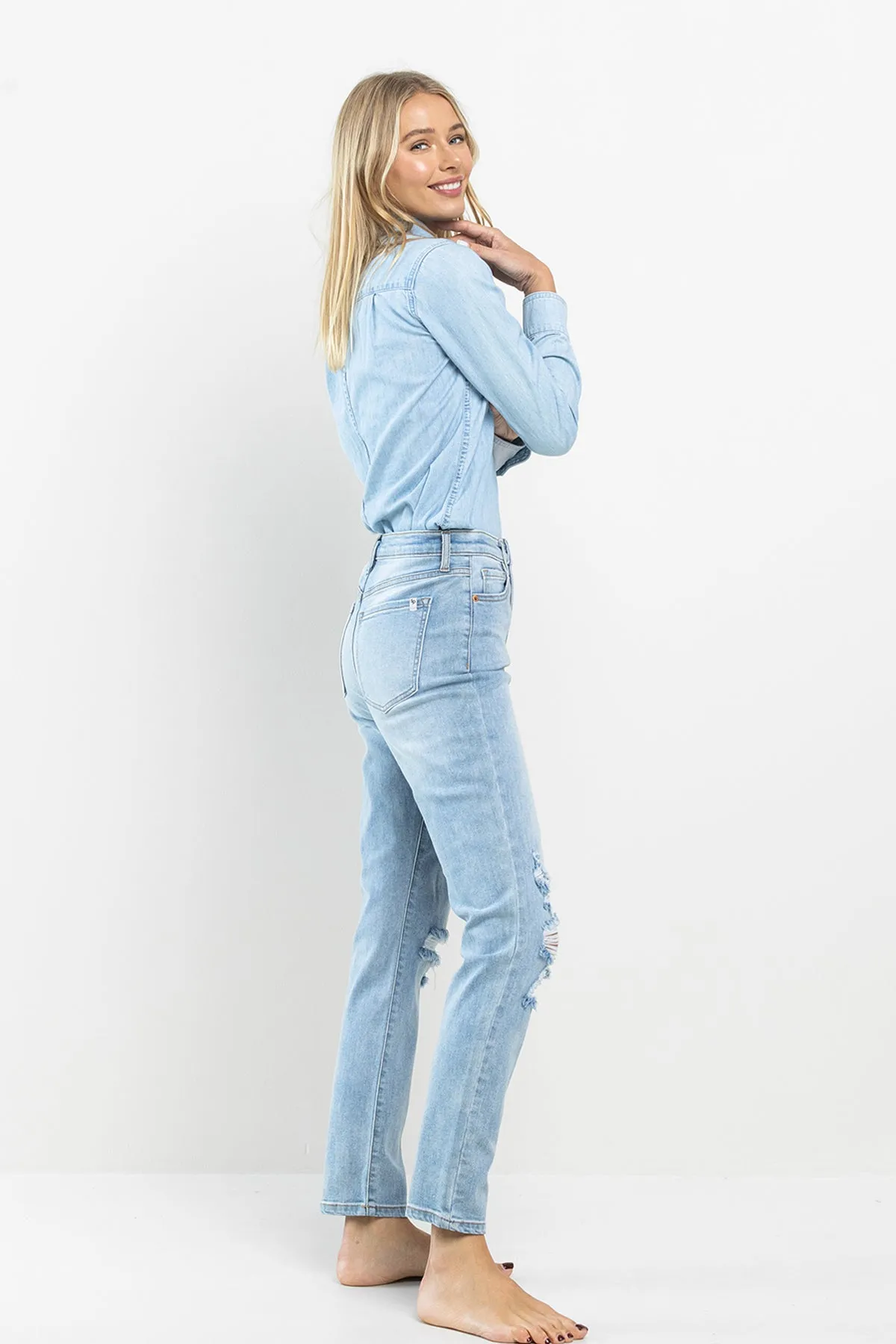 HIGH RISE 90'S ANKLE SKINNY JEANS  WITH FRAYED KNEE DISTRESSING / SP-P11516