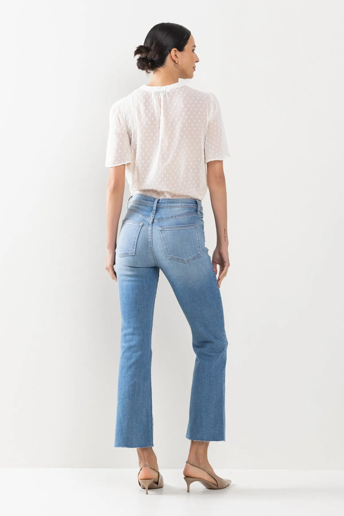 HIGH RISE KICK FLARE JEANS IN MEDIUM WITH RAW CUT HEM   /  SP-P11819M