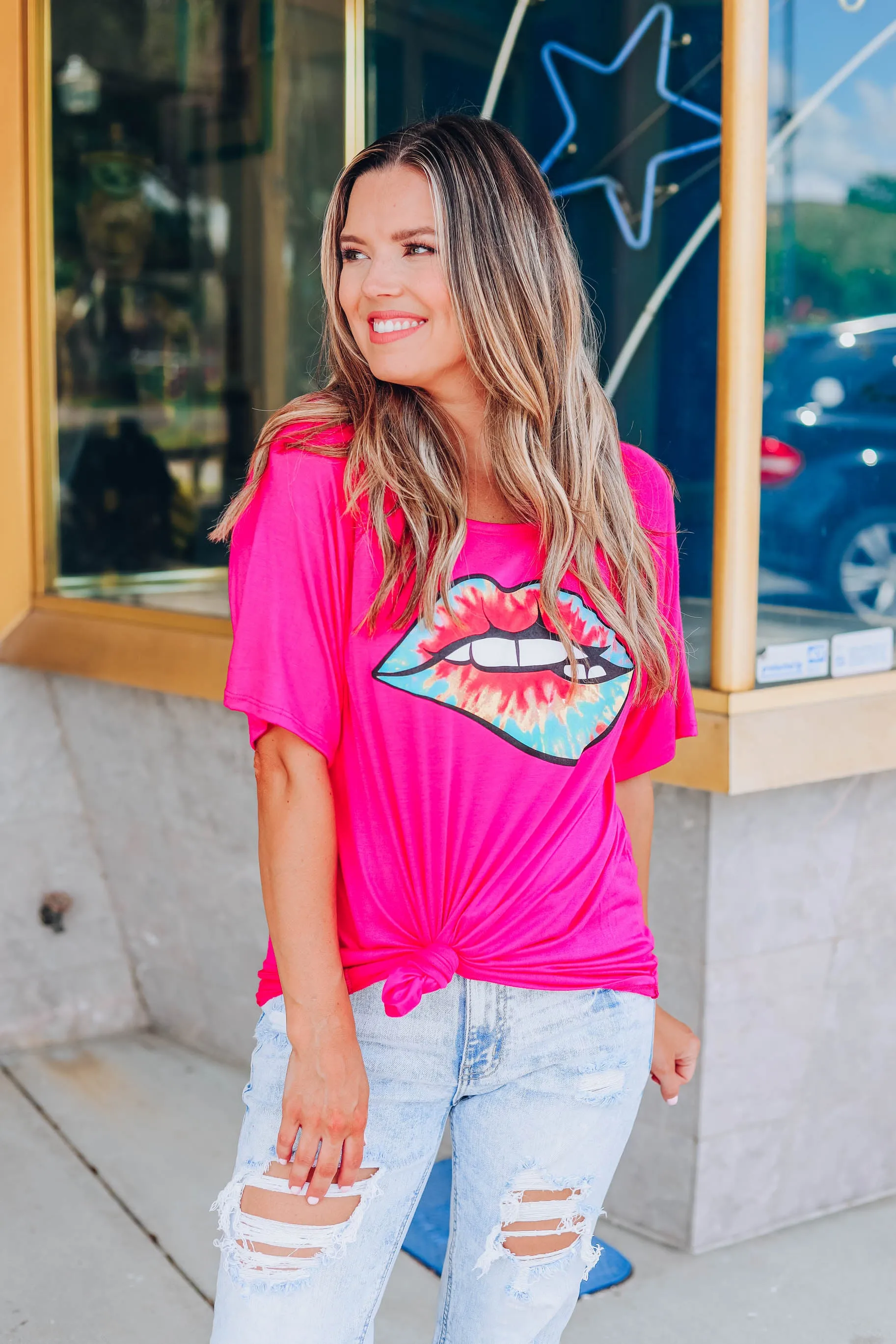 Hippie Lippie Graphic Tee