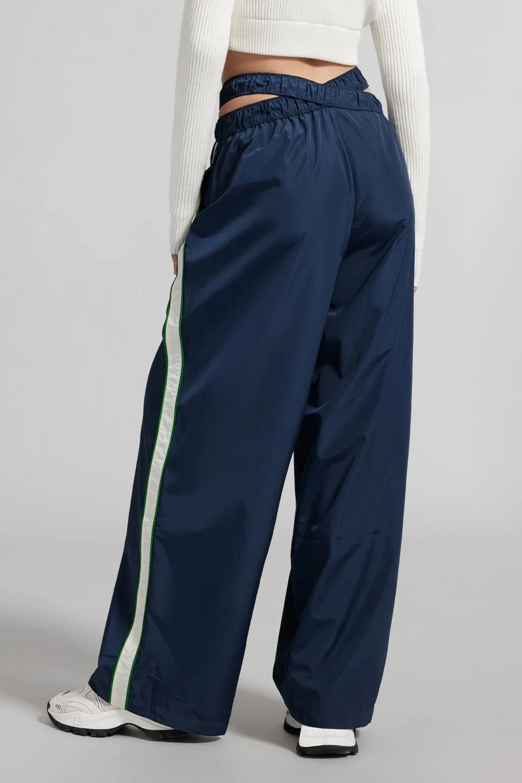 Low Waist Wide-Leg Sporty Trousers