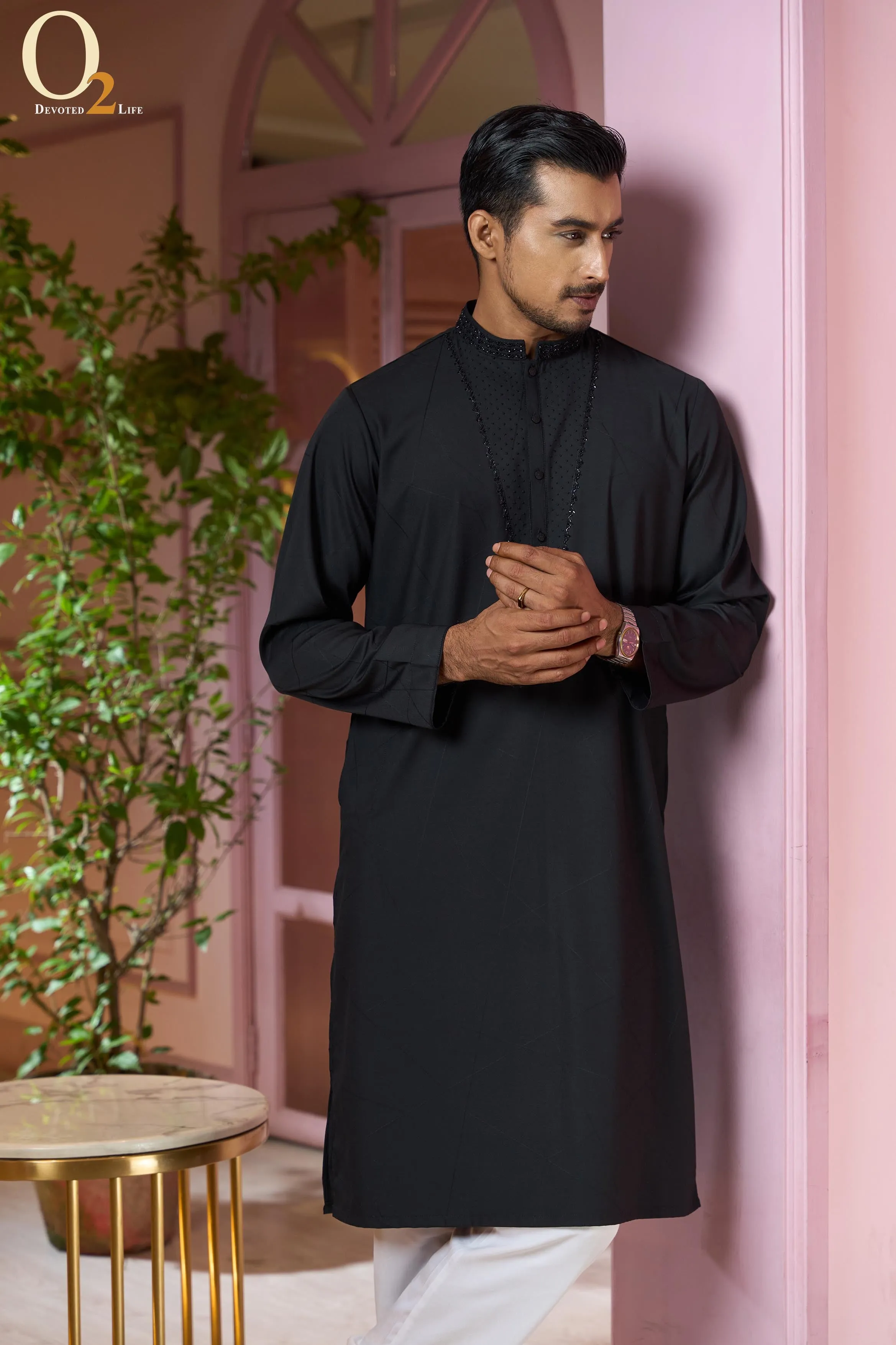 Men's Karchupi Design Panjabi In Black