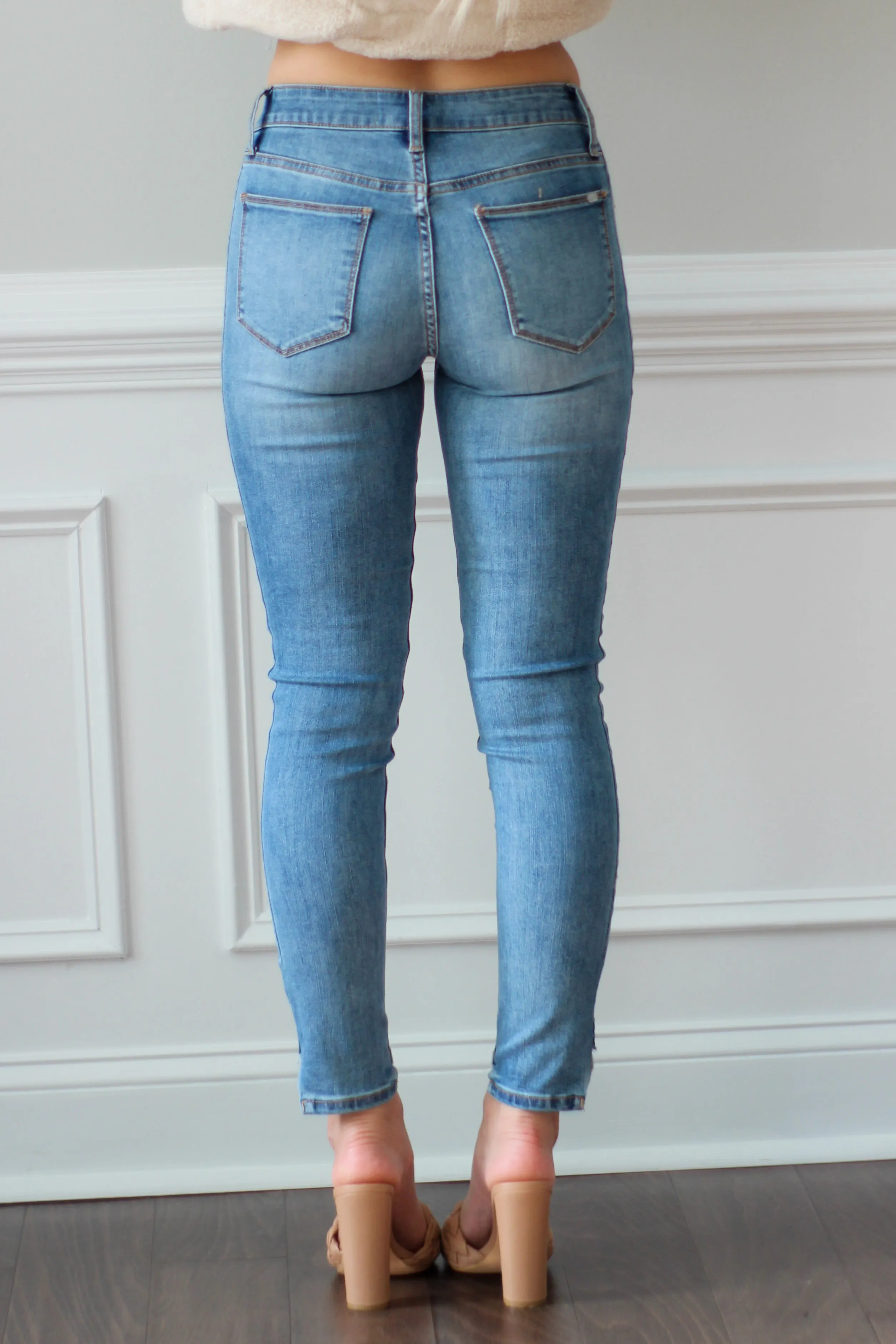 Mid-Rise Ankle Skinny