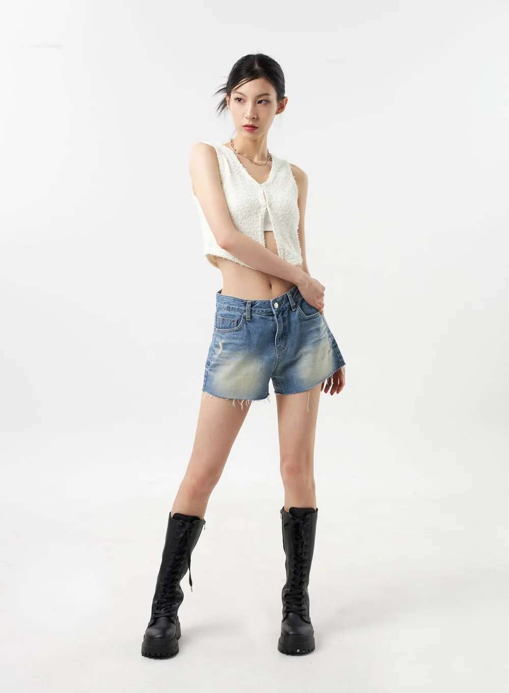 Mid-Rise Denim Shorts CU309