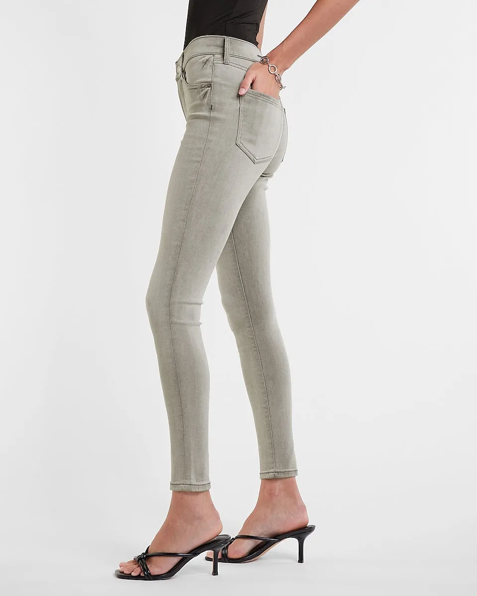 Mid Rise Ultra Hyperstretch Gray Skinny Jeans in Gray