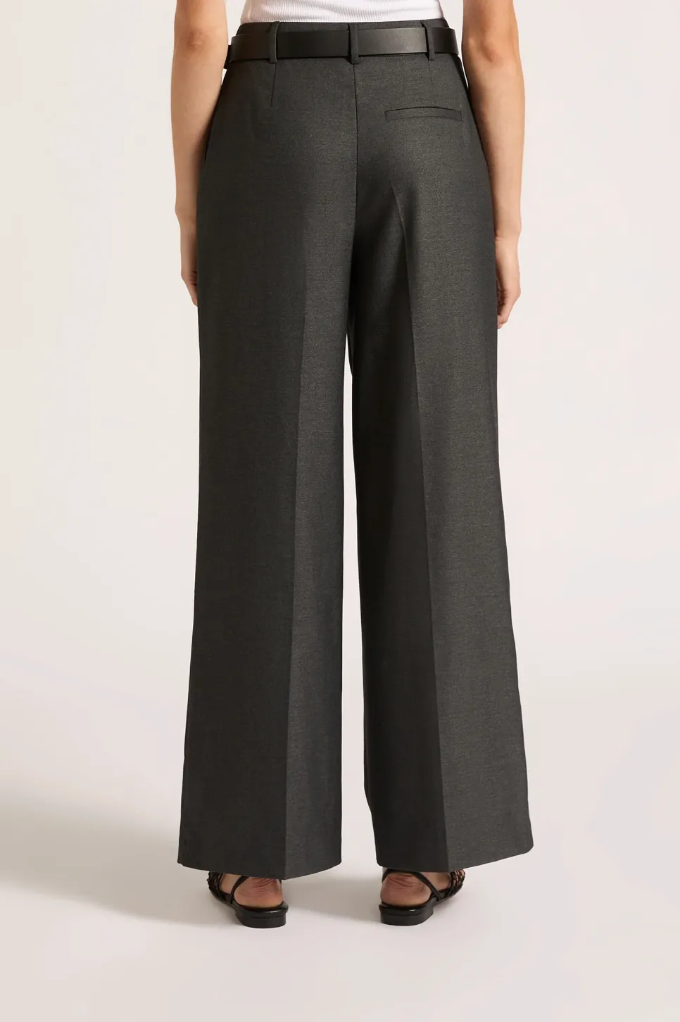 NU26120 DAKOTA TAILORED PANT - CHARCOAL