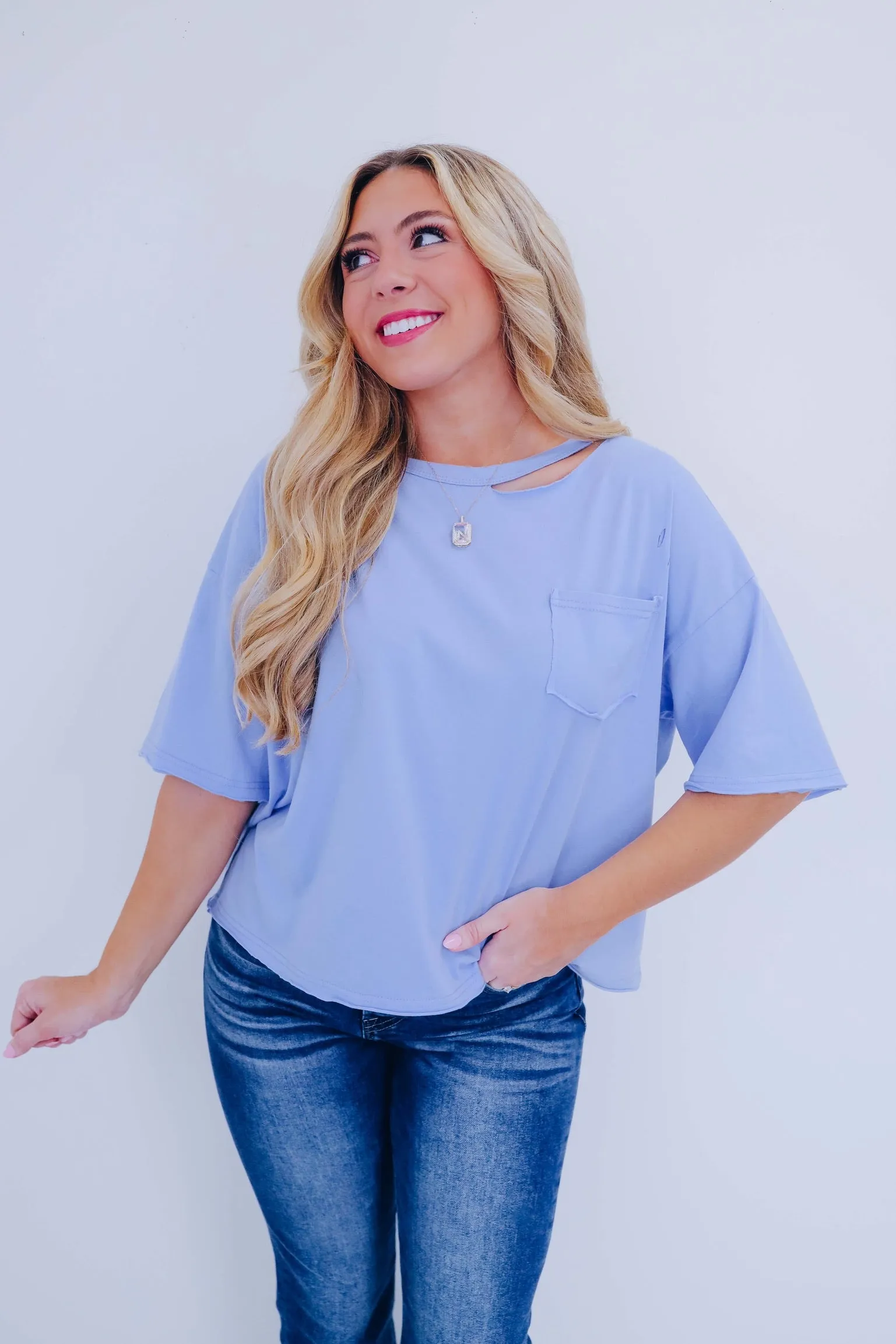 Pelia Distressed Pocketed Crop Tee - Blue